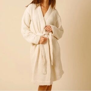 Women's Cream Waffle Knit Robe
